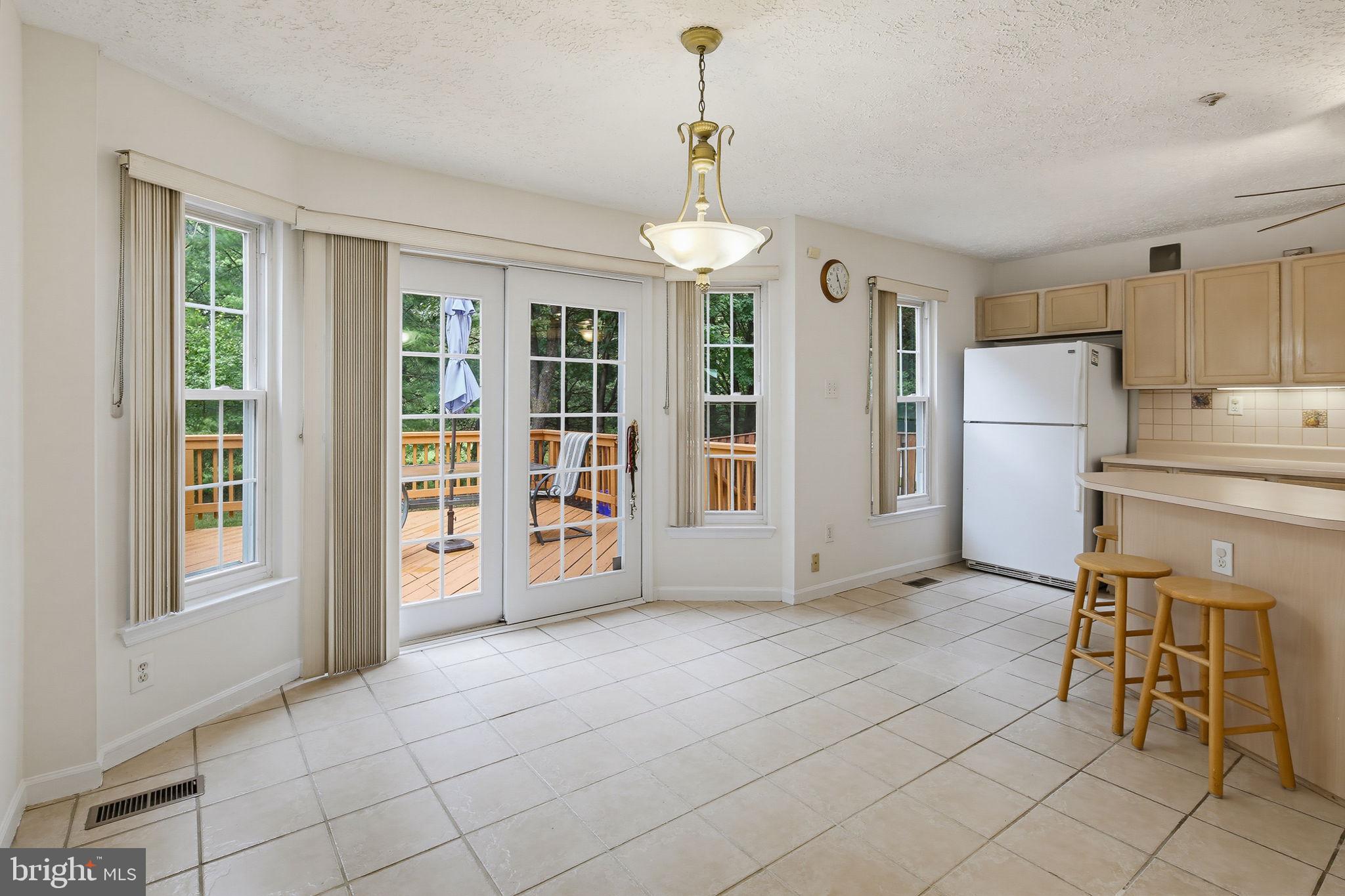 6100 Starburn Path Columbia, MD 21045 - Photo 10 of 40