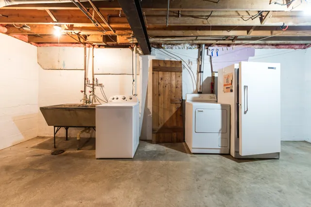 $460,000 | 1809 East Stadium Boulevard, Ann Arbor, MI 48104