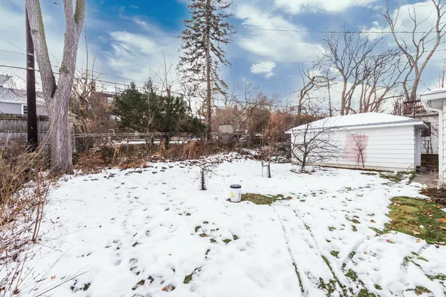 $460,000 | 1809 East Stadium Boulevard, Ann Arbor, MI 48104