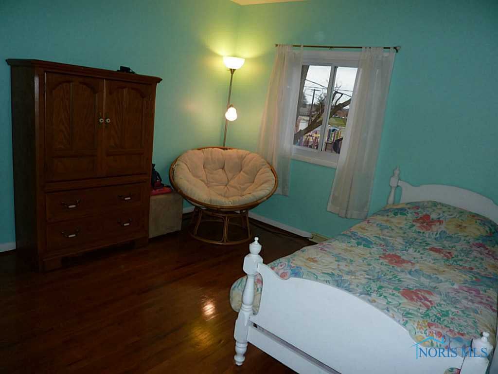 1029 Farmington Road Maumee, OH 43537 - Photo 13 of 20 Gallery Image 13