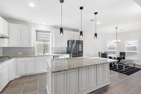 $750,000 | 521 Christie Crossing, Celina, TX 75009