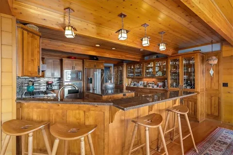 $3,250,000 | 521 North 1450th Road, Lawrence, KS 66049