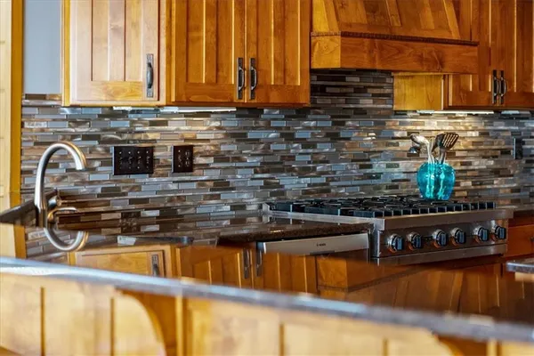 $3,250,000 | 521 North 1450th Road, Lawrence, KS 66049