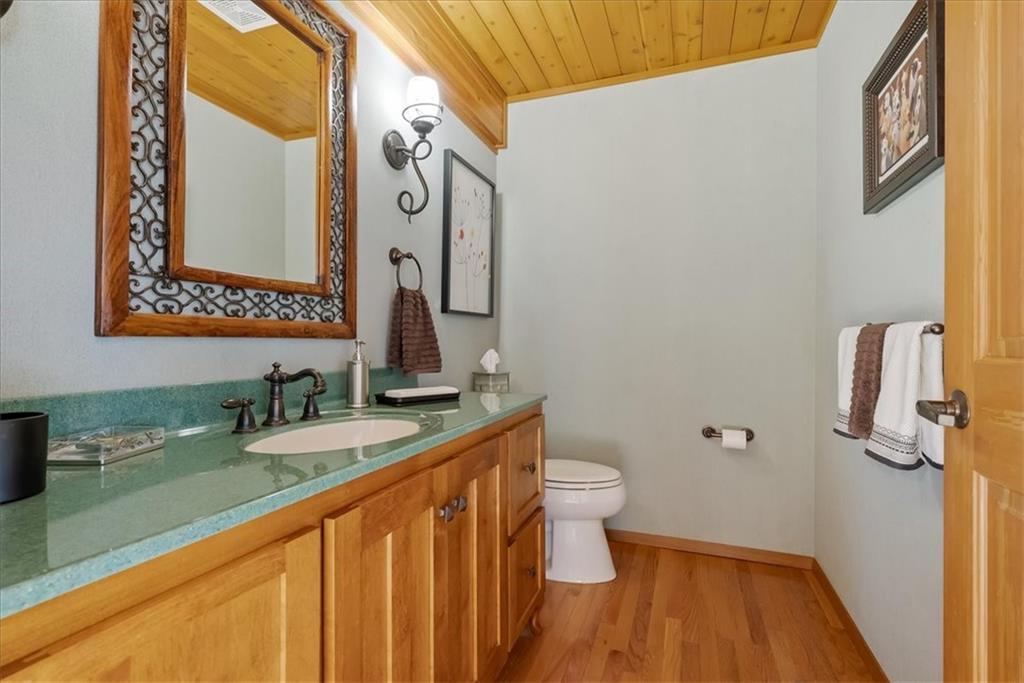 521 North 1450th Road Lawrence, KS 66049 - Photo 32 of 81