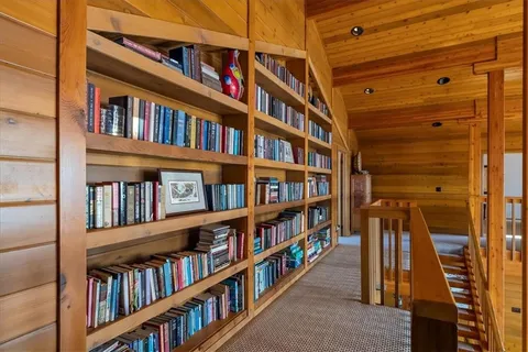 $3,250,000 | 521 North 1450th Road, Lawrence, KS 66049