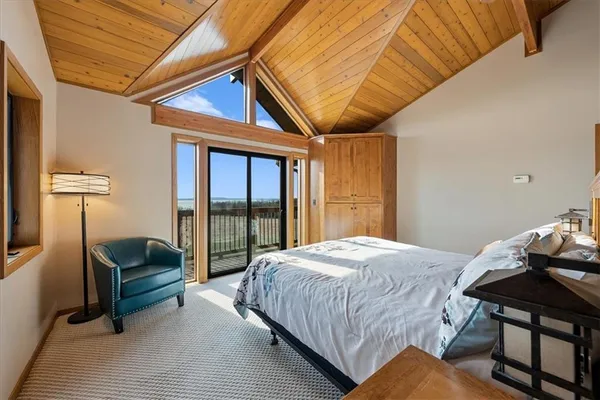 $3,250,000 | 521 North 1450th Road, Lawrence, KS 66049