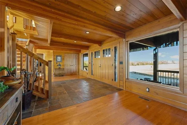 $3,250,000 | 521 North 1450th Road, Lawrence, KS 66049