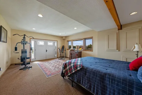 $3,250,000 | 521 North 1450th Road, Lawrence, KS 66049