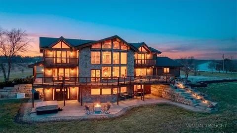 $3,250,000 | 521 North 1450th Road, Lawrence, KS 66049