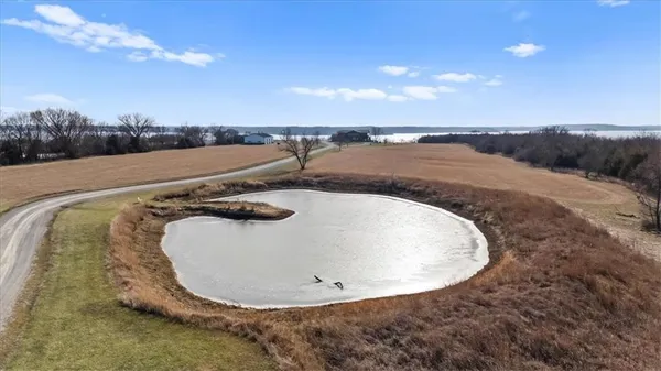 $3,250,000 | 521 North 1450th Road, Lawrence, KS 66049