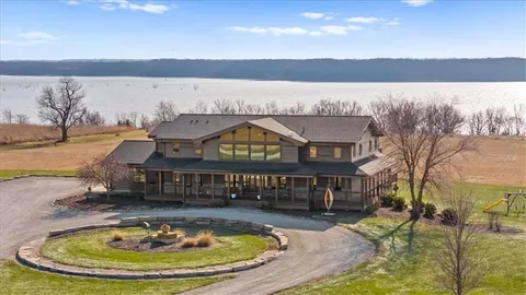 $3,250,000 | 521 North 1450th Road, Lawrence, KS 66049
