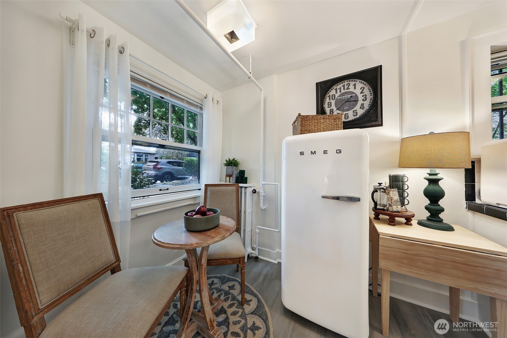 525 16th Avenue East, Unit 102 Seattle, WA 98112 - Photo 13 of 26