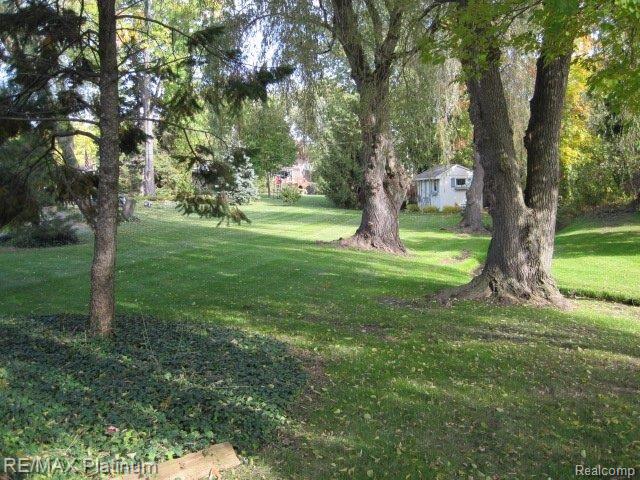 308 Gunder Drive Rochester, MI 48309 - Photo 10 of 10 canon batch 1 046