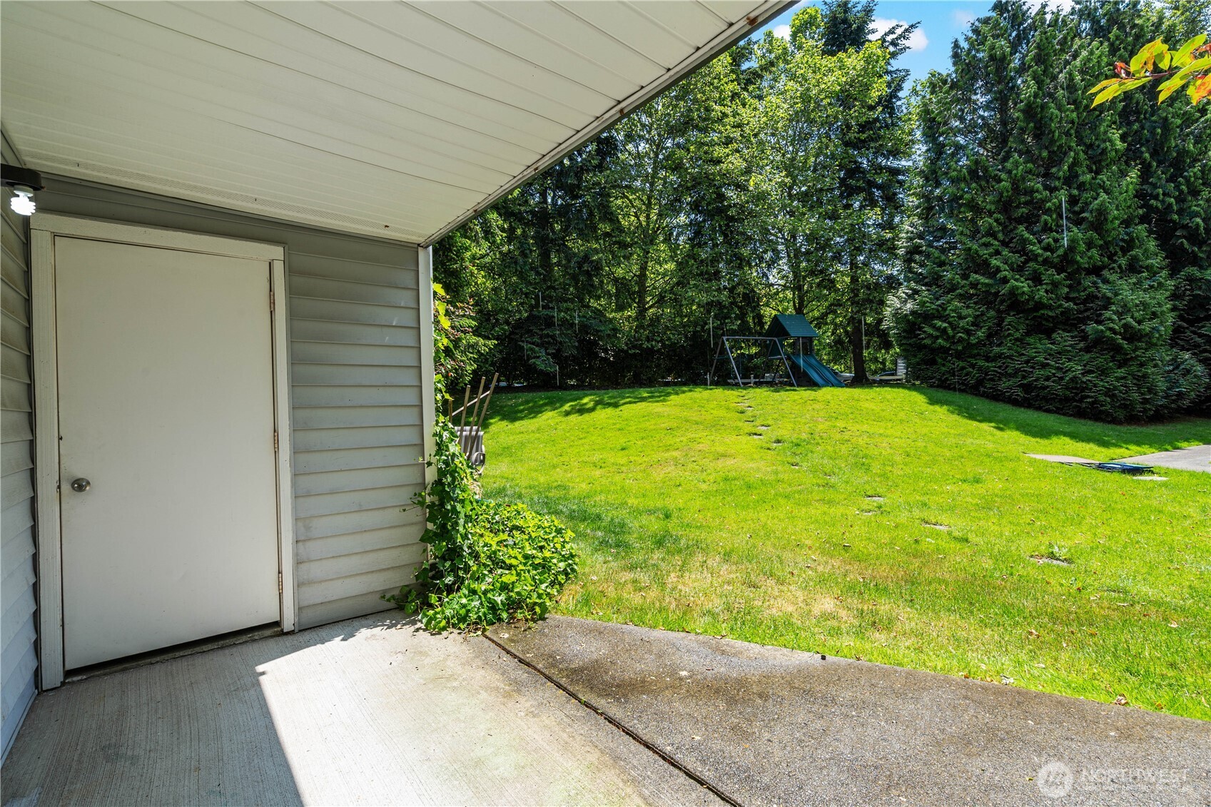 7453 Newcastle Golf Club Road, Unit B103 Newcastle, WA 98059 - Photo 16 of 26