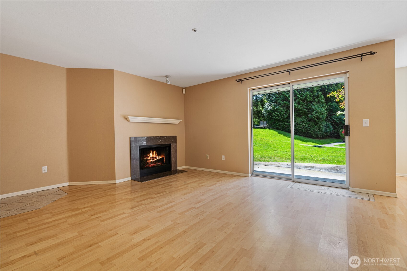 7453 Newcastle Golf Club Road, Unit B103 Newcastle, WA 98059 - Photo 3 of 26