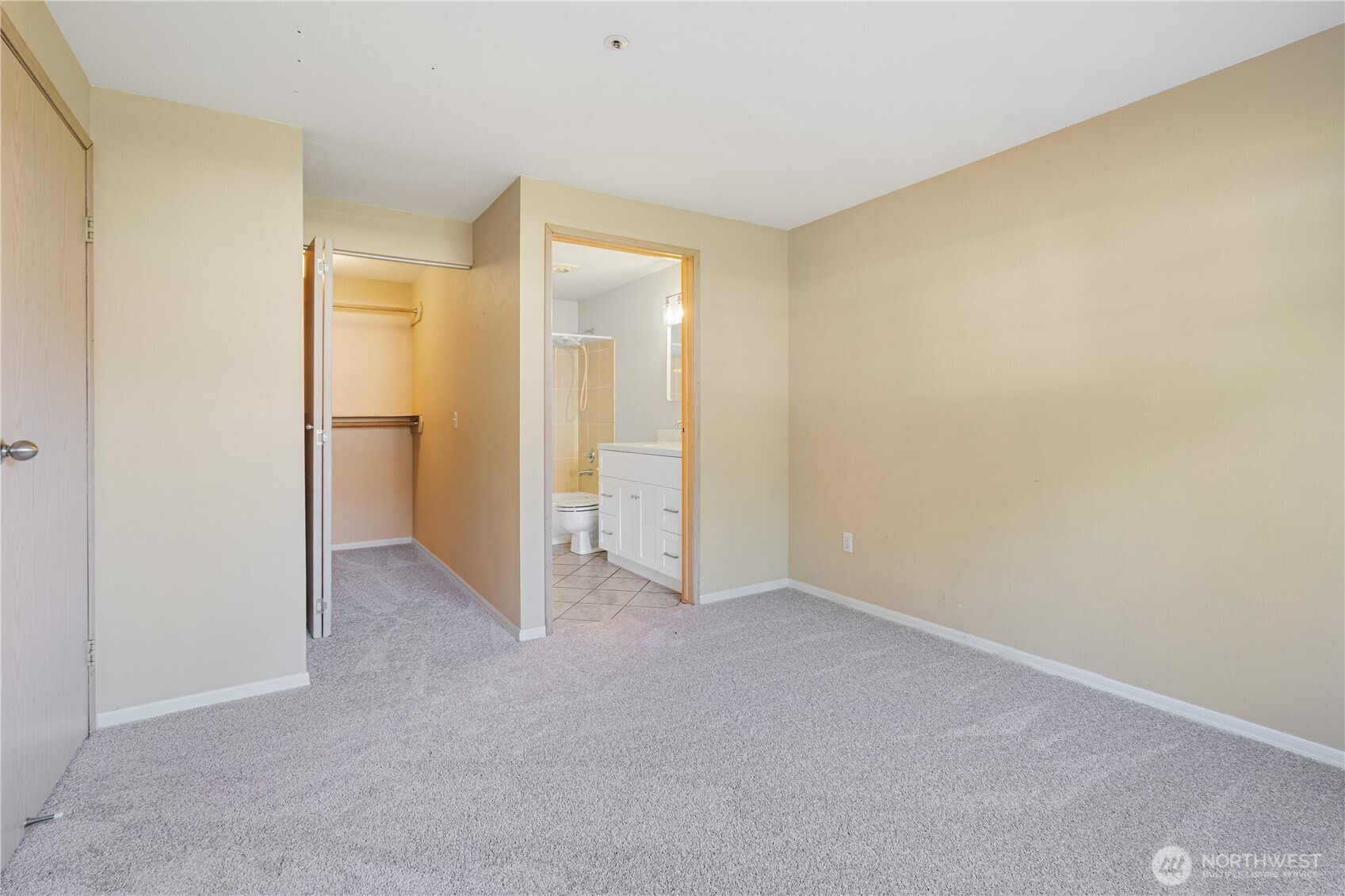 7453 Newcastle Golf Club Road, Unit B103 Newcastle, WA 98059 - Photo 10 of 26