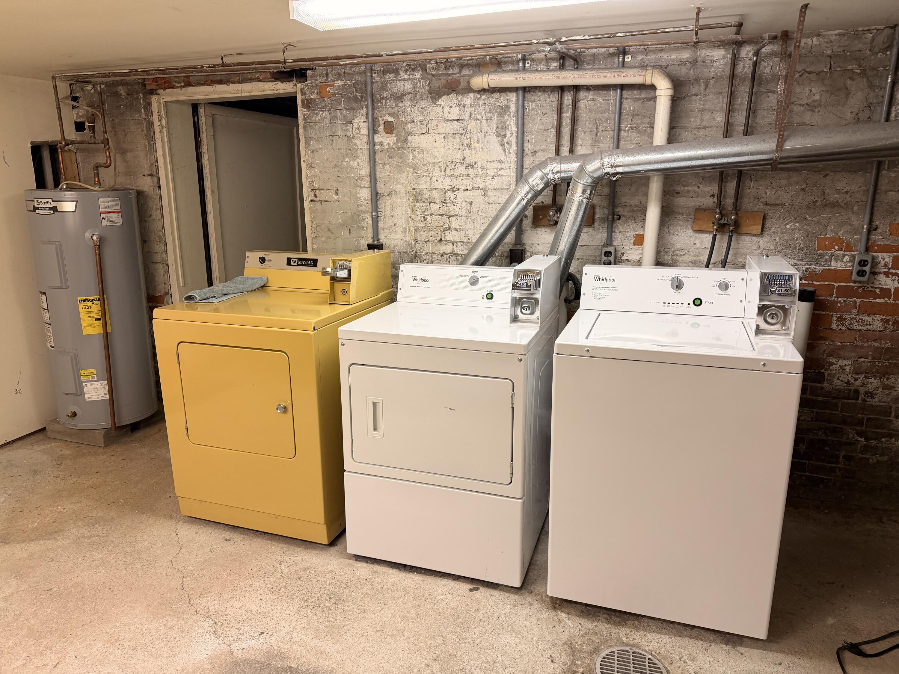 124 Pleasant Street, Unit B Portland, ME 04101 - Photo 19 of 20 IMG_3589