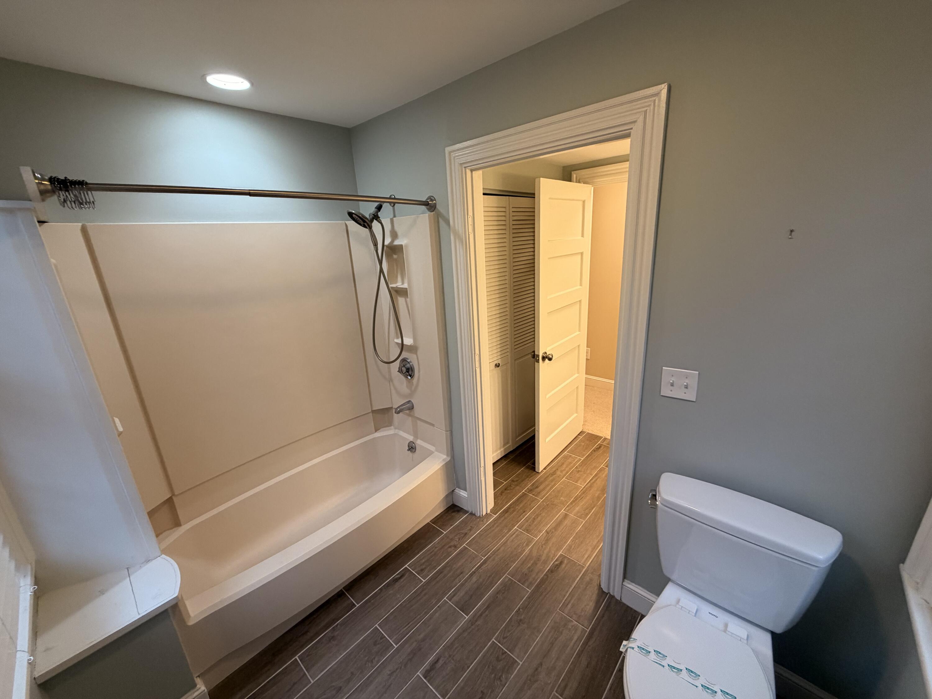 124 Pleasant Street, Unit B Portland, ME 04101 - Photo 10 of 20 IMG_3600