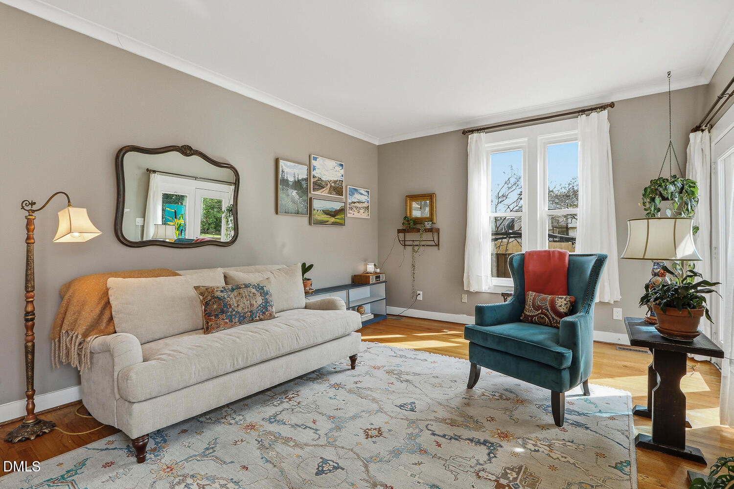 6023 Sentinel Drive Raleigh, NC 27609 - Photo 8 of 53 6023 Sentinel Dr Raleigh NC-large-011-00