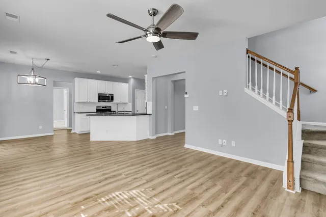 $3,400 | 7478 Hawks Circle, Hanahan, SC 29410