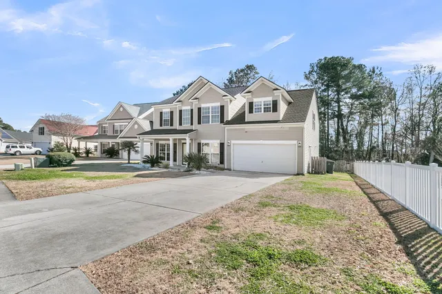 $3,400 | 7478 Hawks Circle, Hanahan, SC 29410