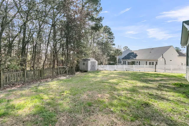 $3,400 | 7478 Hawks Circle, Hanahan, SC 29410