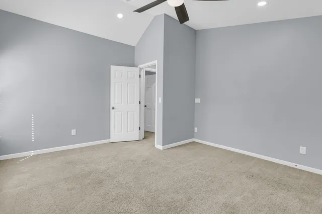 $3,400 | 7478 Hawks Circle, Hanahan, SC 29410