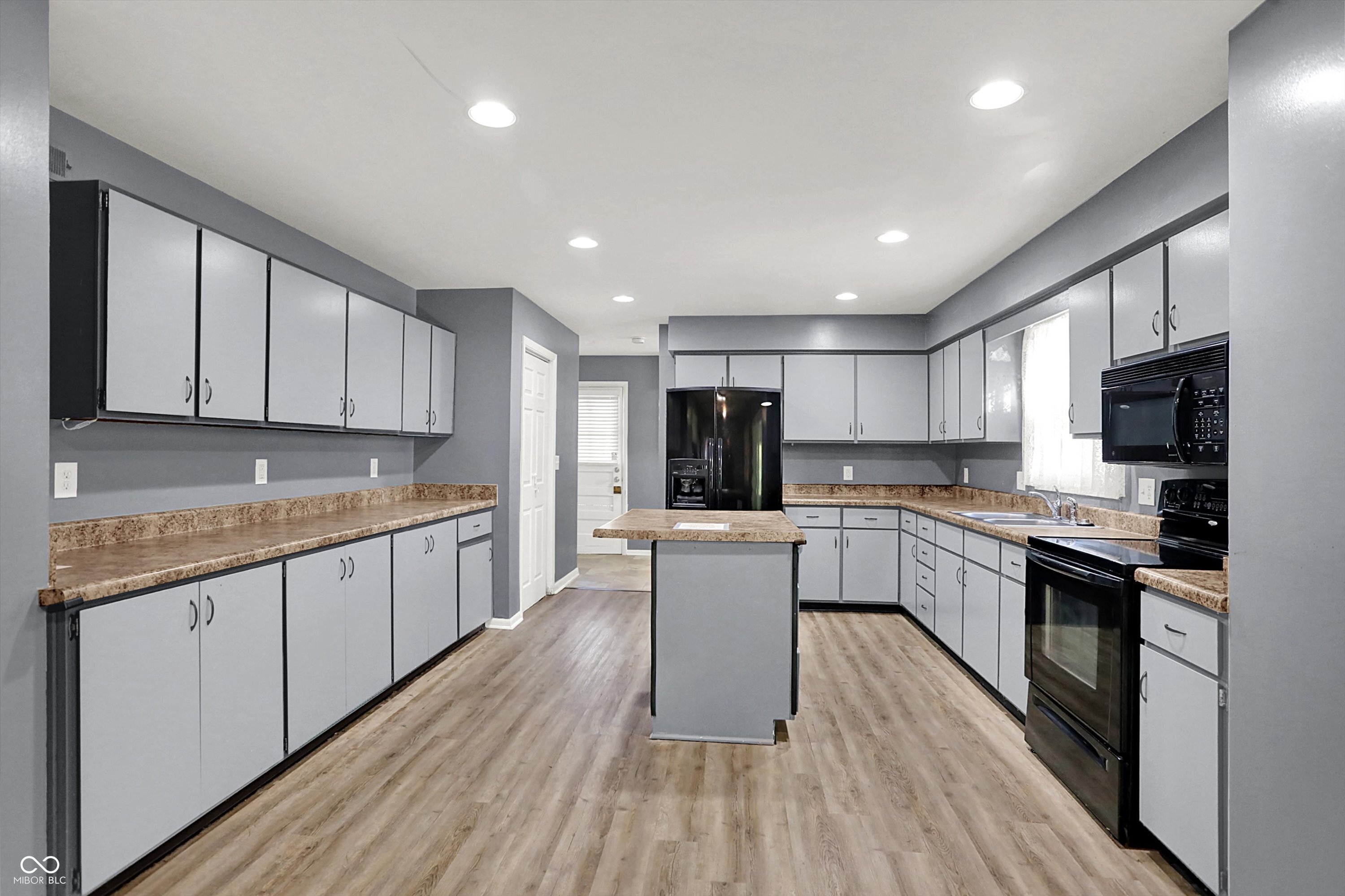 716 Maple Lane Westfield, IN 46074 - Photo 9 of 30