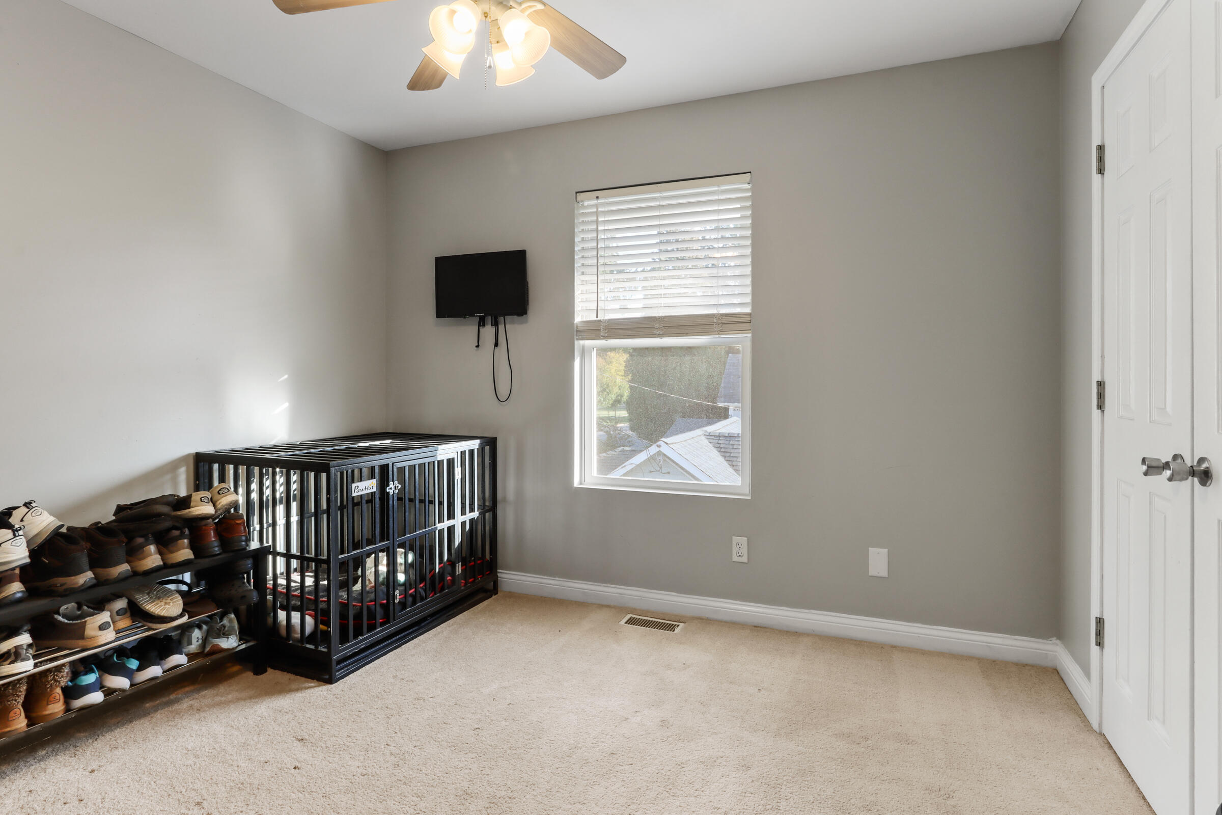 320 South 6th Street Delavan, WI 53115 - Photo 21 of 29 Third Room