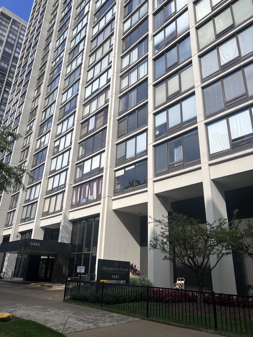 5445 North Sheridan Road, Unit 1501 Chicago, IL 60640 - Photo 1 of 8 Gallery Image 1