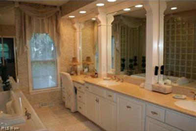 35615 Ridge Road Willoughby, OH 44094 - Photo 15 of 25 Gallery Image 15