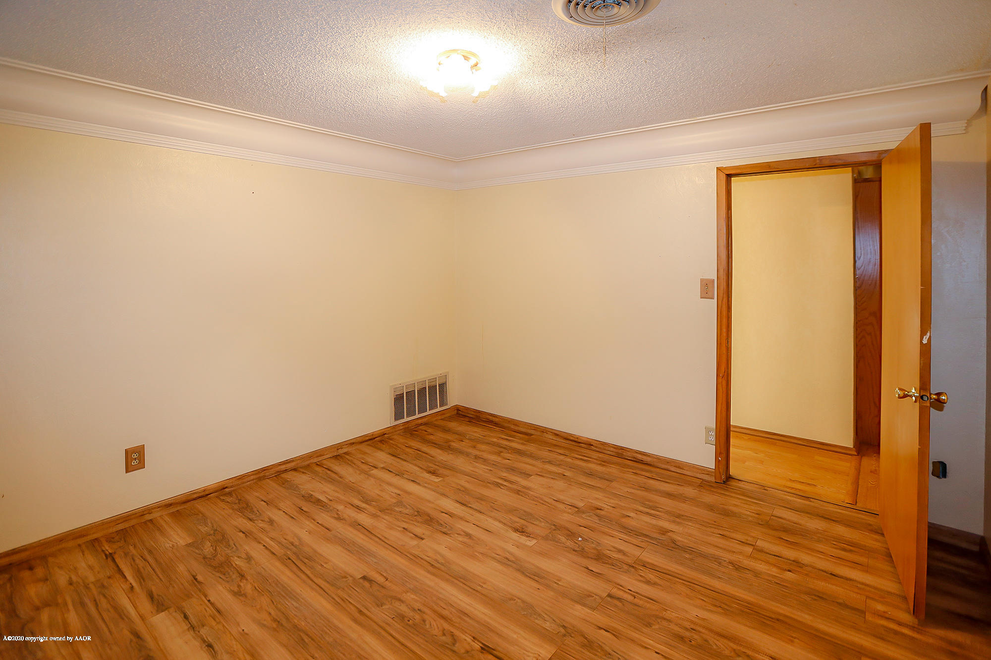 7730 Crawford Road Amarillo, TX 79108 - Photo 17 of 34 2nd Bedroom