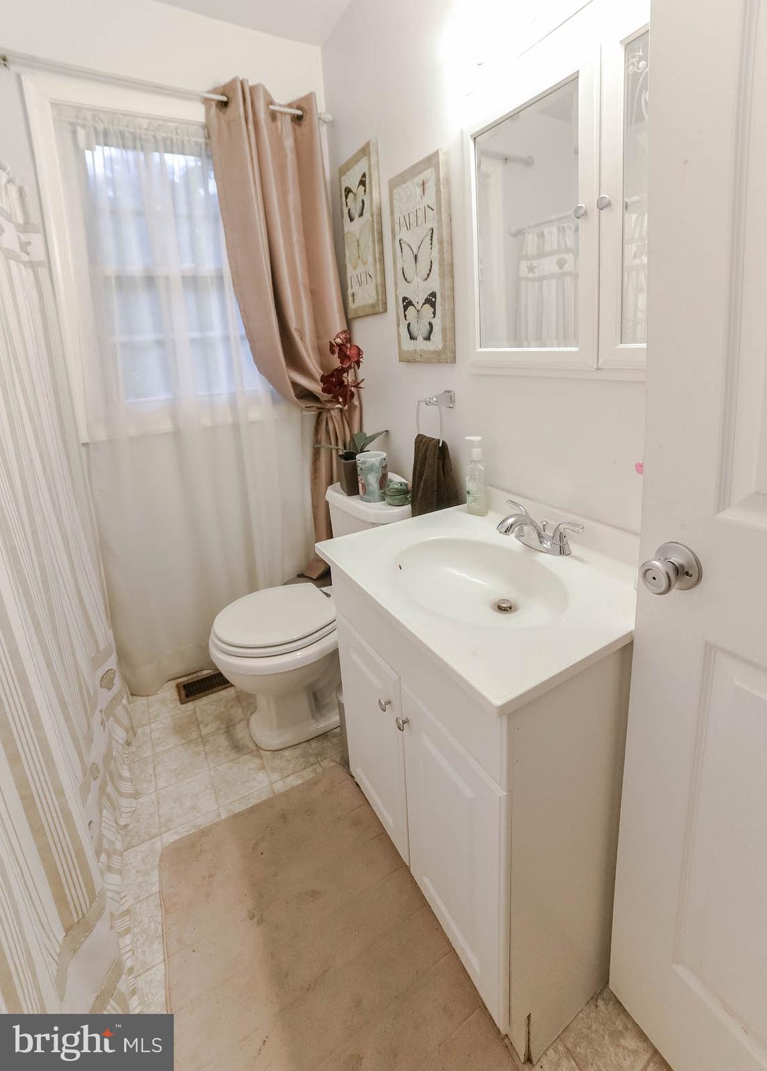 18997 Three Notch Road Lexington Park, MD 20653 - Photo 28 of 33 Bathroom