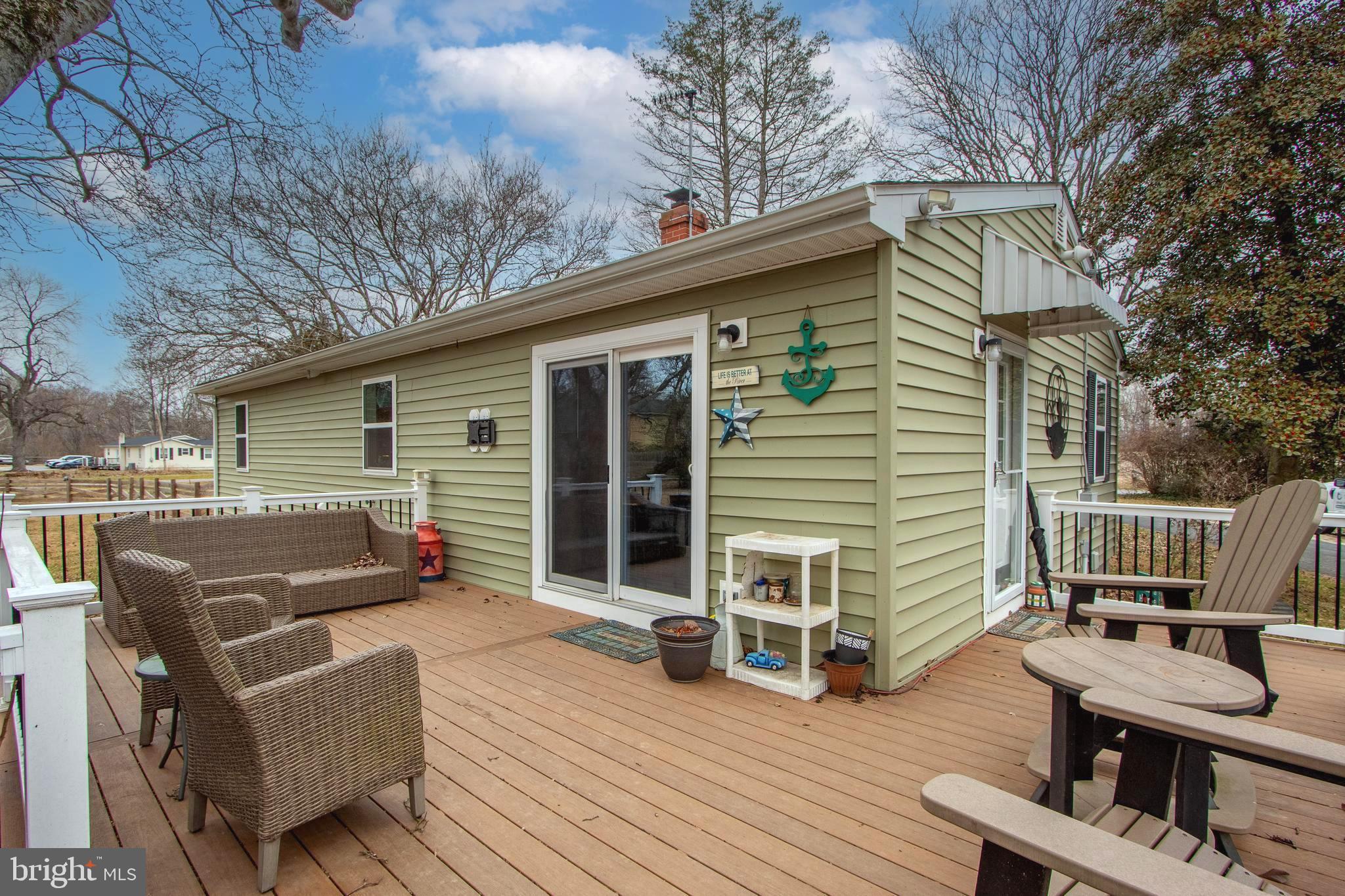 24775 Langford Road Chestertown, MD 21620 - Photo 11 of 37 Trex Deck