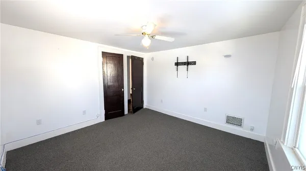 $249,900 | 240 East Avenue, Manlius, NY 13116