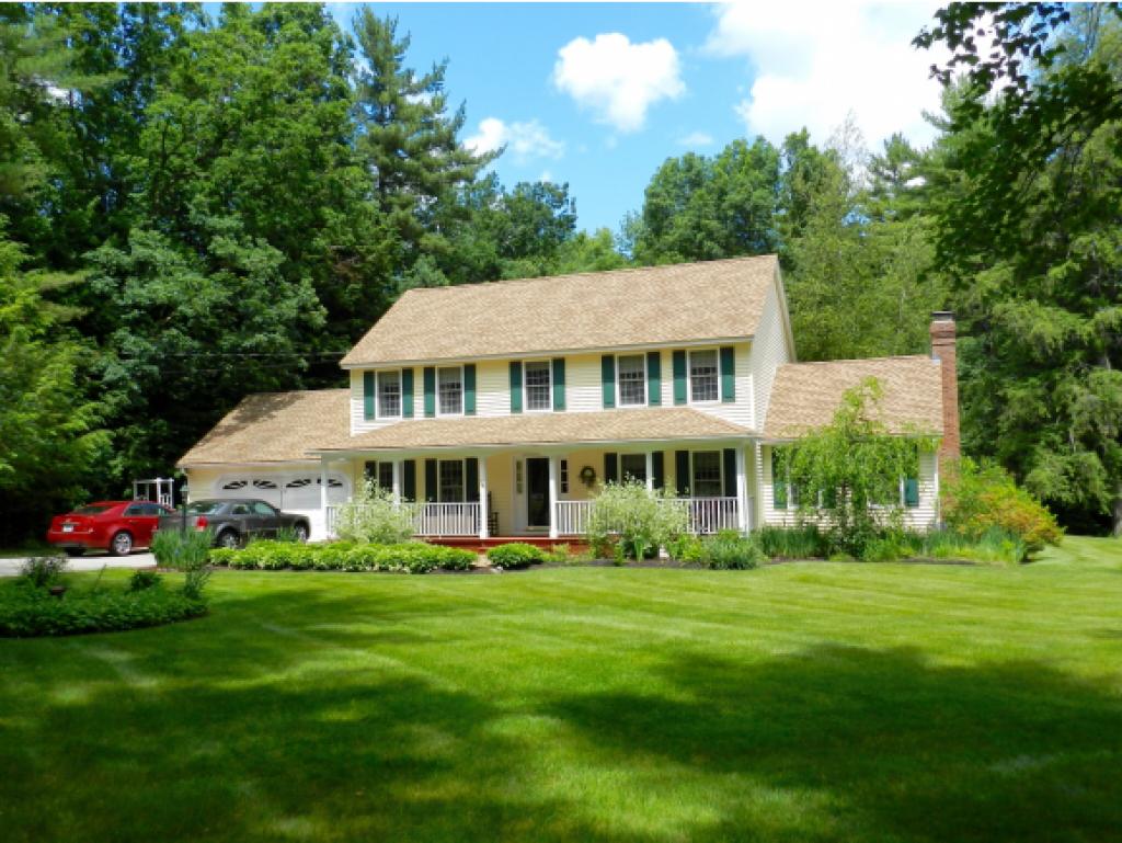 54 Litchfield Road Londonderry, NH 03053 - Photo 3 of 35