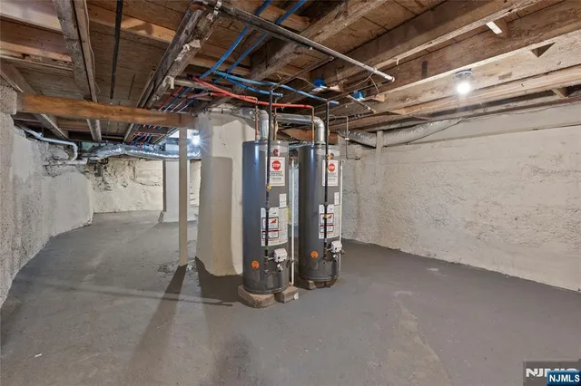 $535,000 | 322 New Street, Newark, NJ 07103