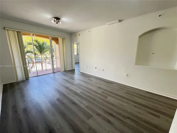 $2,400 | 6420 Northwest 114th Avenue, Unit 1323, Doral, FL 33178