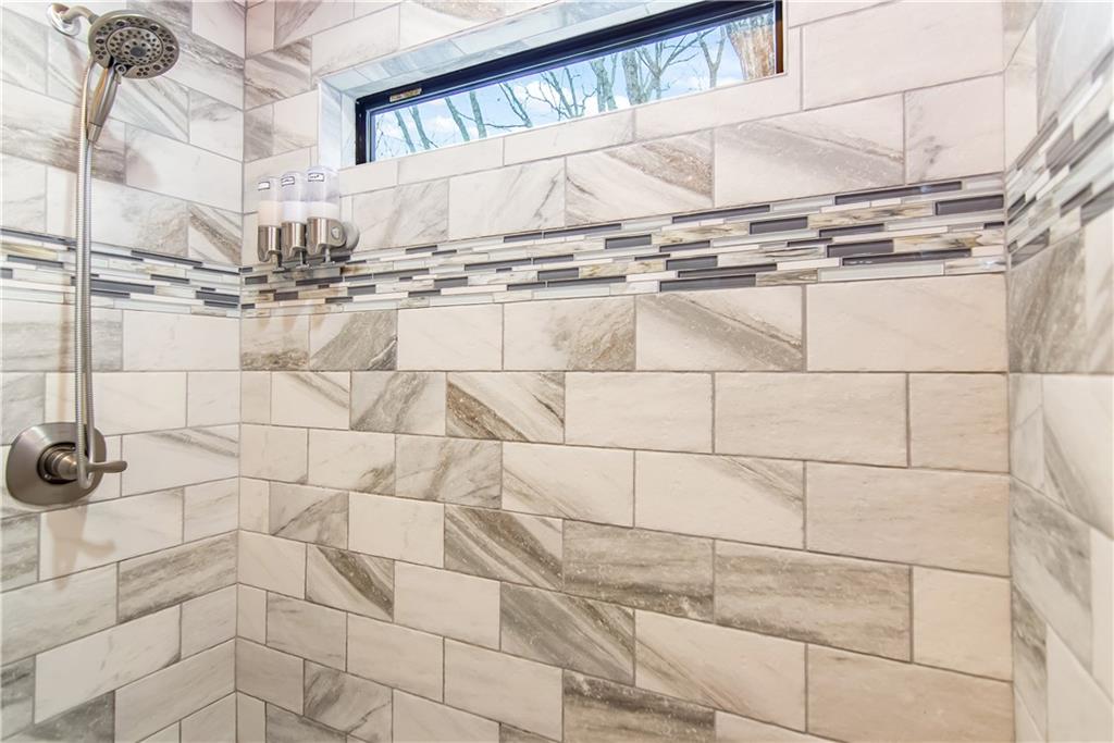 152 Broken Arrow Path Blue Ridge, GA 30513 - Photo 29 of 50 a view of a bathroom