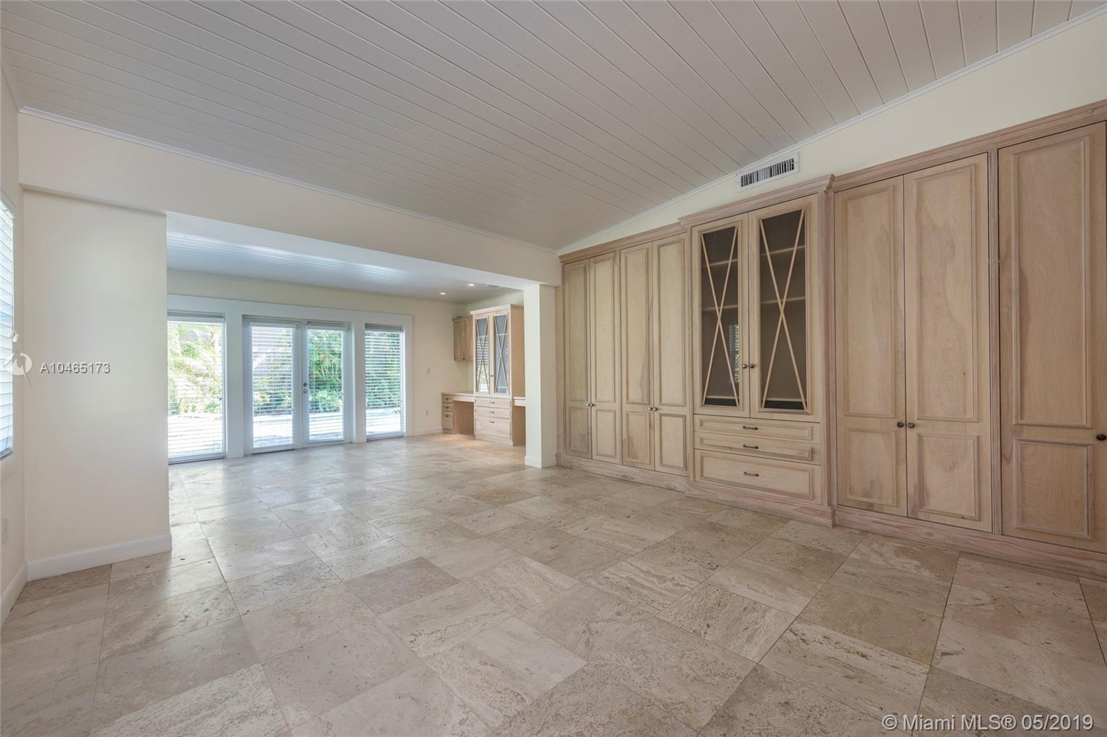 571 Harbor Drive Key Biscayne, FL 33149 - Photo 15 of 35 Master Bedroom