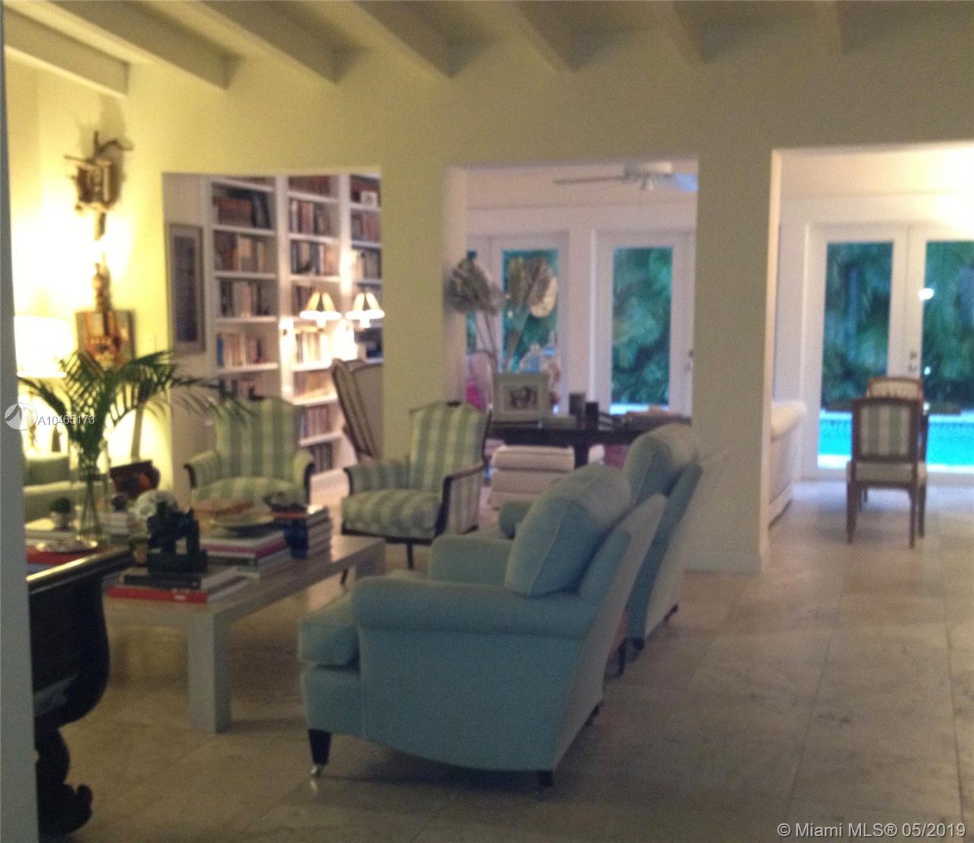 571 Harbor Drive Key Biscayne, FL 33149 - Photo 30 of 35 Living Room area