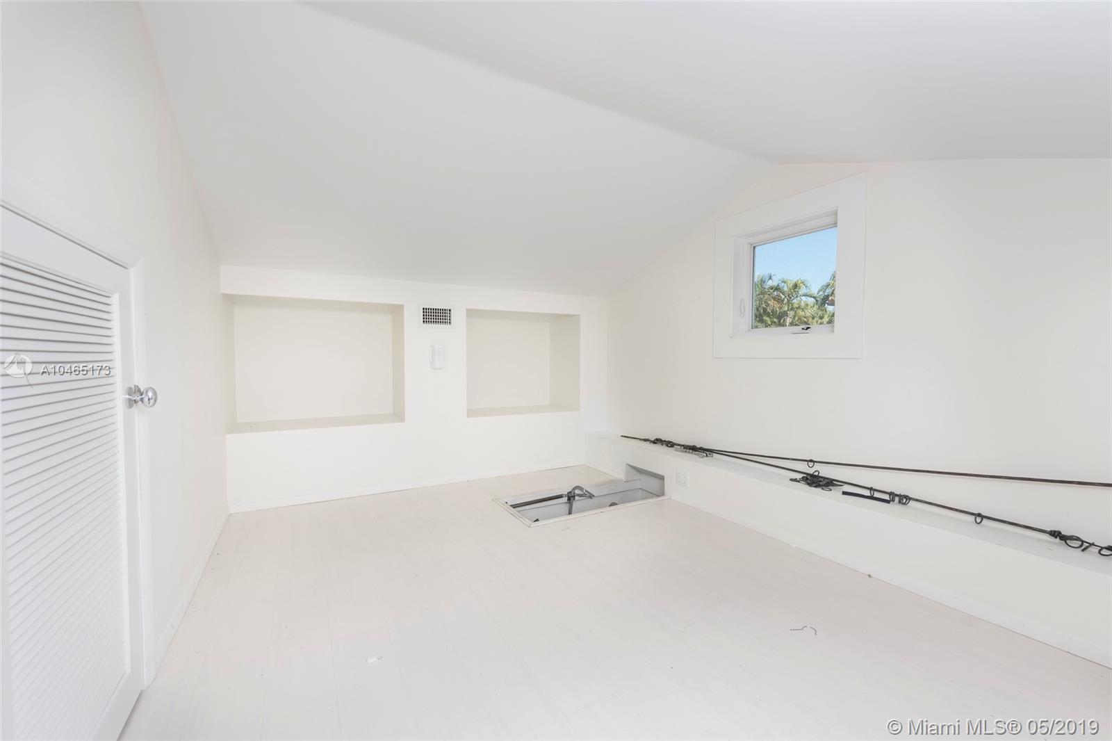 571 Harbor Drive Key Biscayne, FL 33149 - Photo 33 of 35 Attic