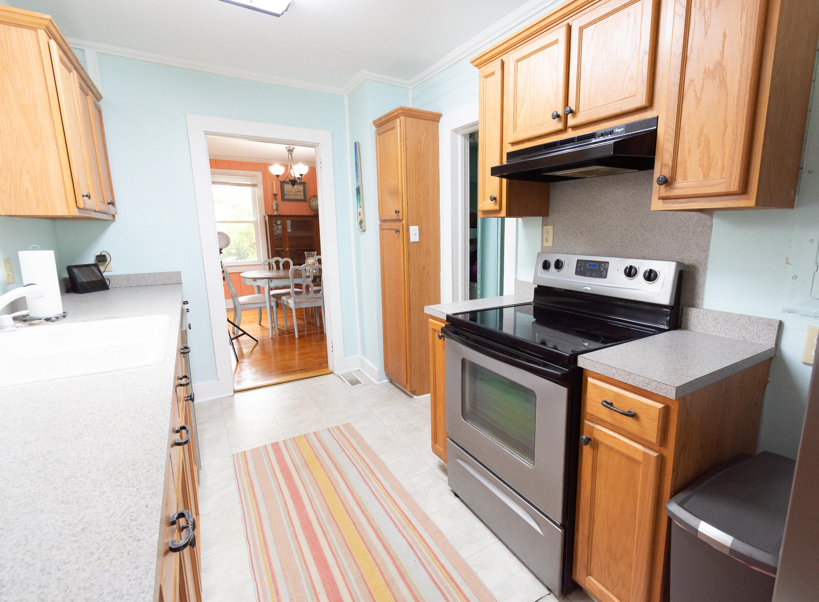 1546 Gardenia Road Charleston, SC 29407 - Photo 5 of 16 Kitchen4-Hayes-03242020