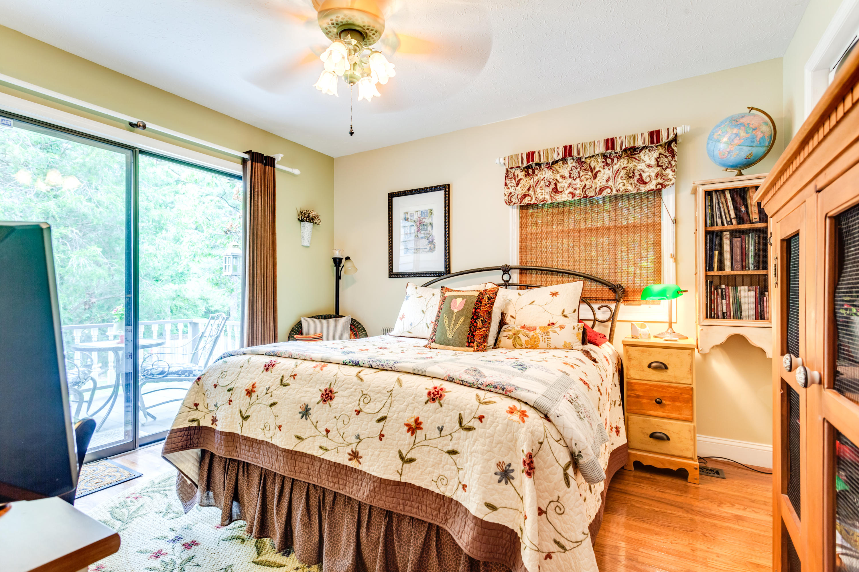 314 Chestnut Ridge Road Kingston, TN 37763 - Photo 17 of 31 Bedroom 1