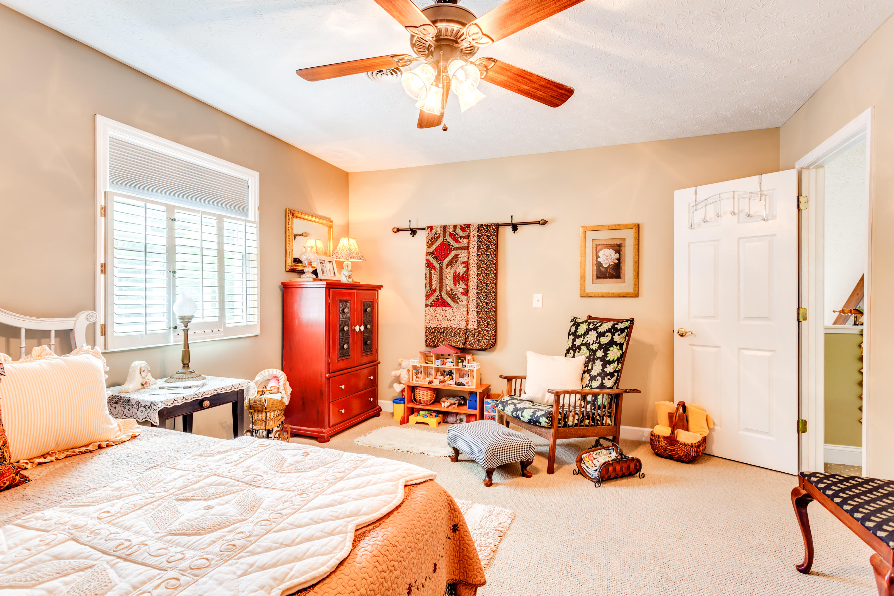 314 Chestnut Ridge Road Kingston, TN 37763 - Photo 20 of 31 Master Bedroom