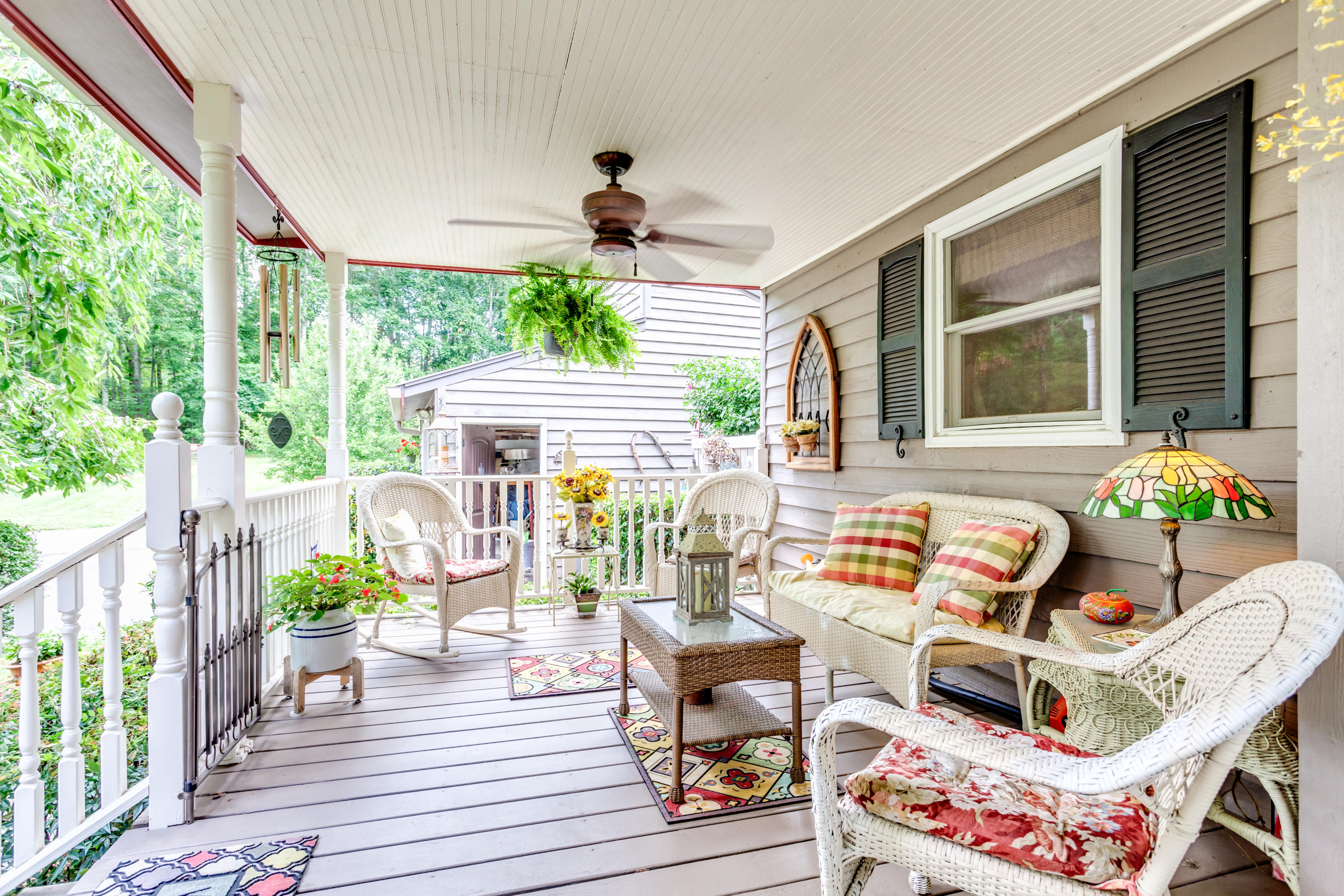 314 Chestnut Ridge Road Kingston, TN 37763 - Photo 4 of 31 Front Porch