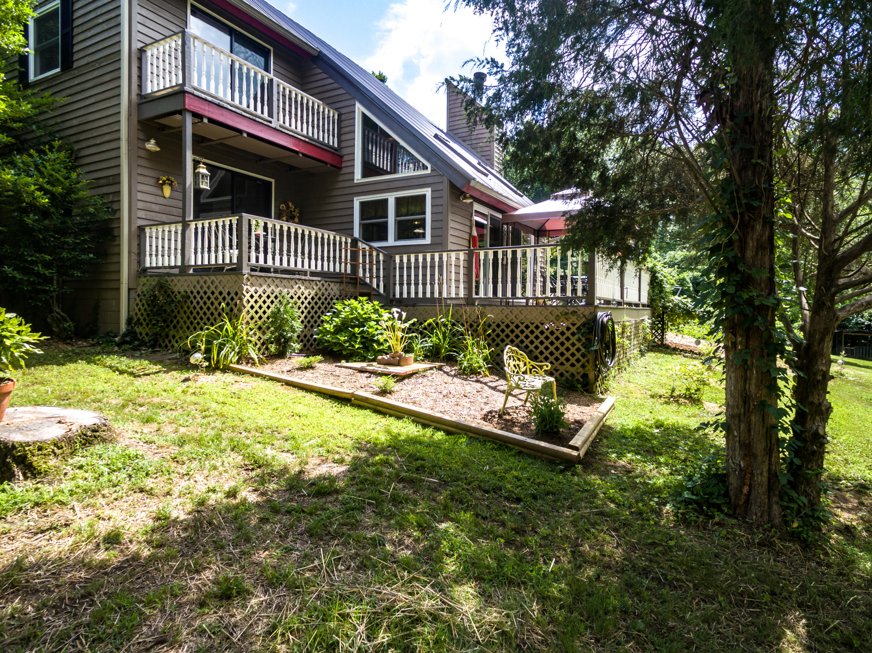 314 Chestnut Ridge Road Kingston, TN 37763 - Photo 31 of 31 Rear of the House