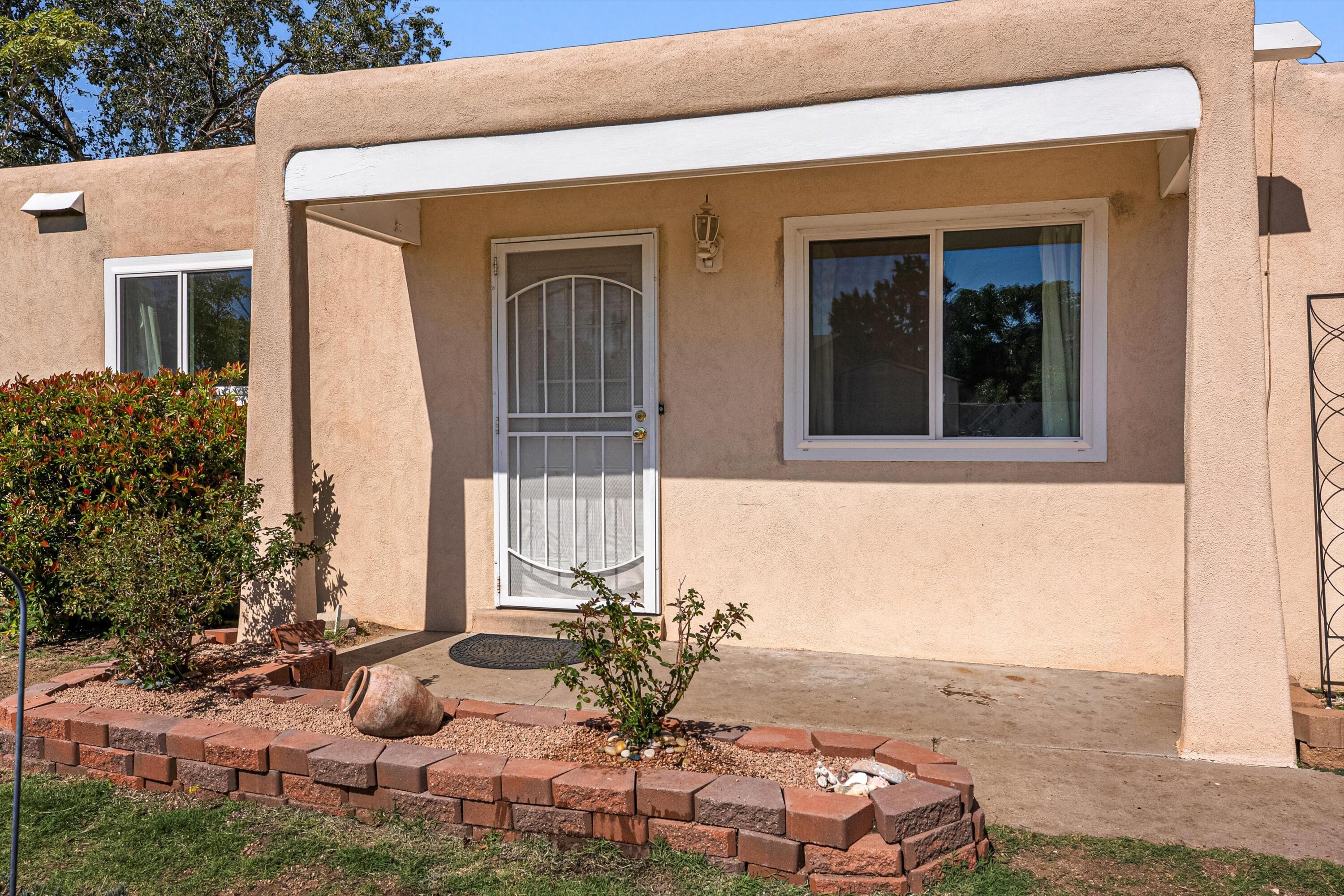 11205 Chico Road Northeast Albuquerque, NM 87123 - Photo 4 of 30 Gallery Image 4