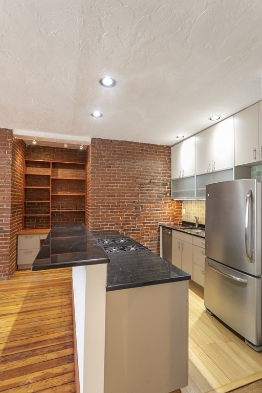 101 Cedar Street, Unit 2 Boston, MA 02119 - Photo 8 of 22