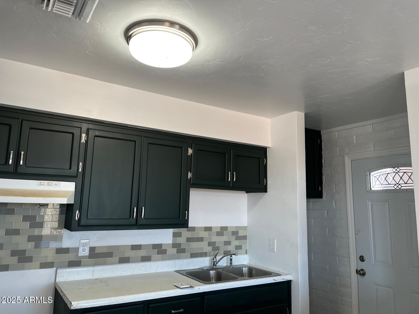 3789 West Michigan State Drive Douglas, AZ 85607 - Photo 3 of 14 Kitchen